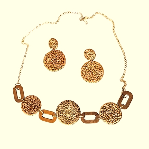 🩴Boho Rattan Necklace and Earring Set - Picture 4 of 5
